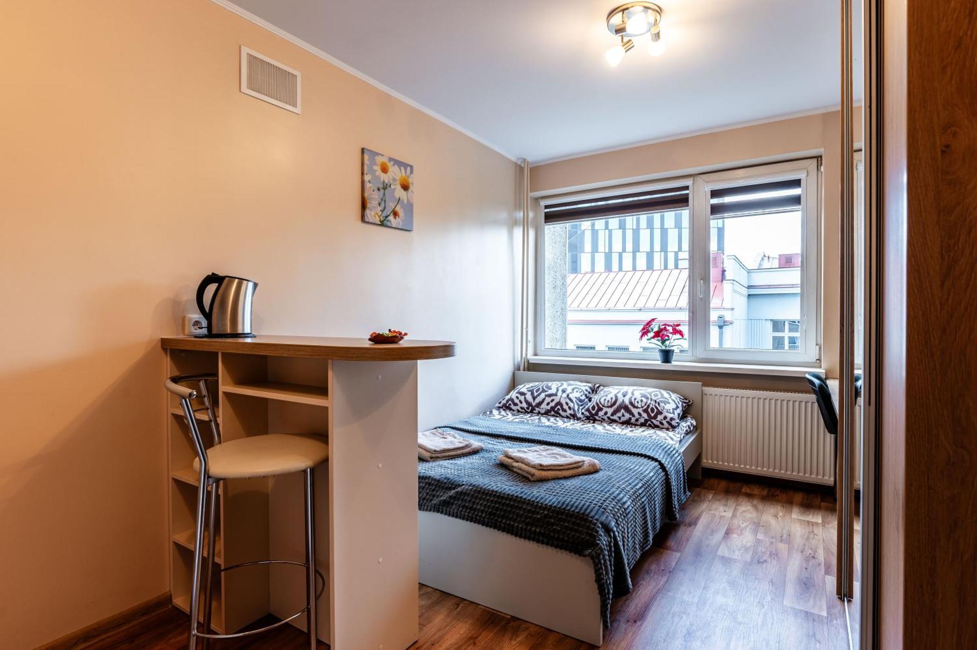 Studio Apartment Huoneisto